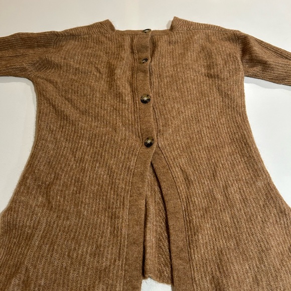 Point Sur button back sweater - Picture 4 of 8